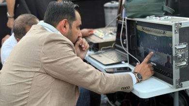صورة بحضور الشرع.. المخرج “أسامة موسى” يتصدى لحفلي معرض دمشق وصندوق التنمية