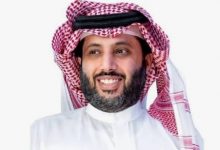 صورة وزير السعادة عراب الترفيه خير من يكرم مؤسسي الاعلام ورواده