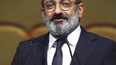 صورة جورج خباز افضل ممثل جائزة مهرجان البحر الأحمر السينمائي