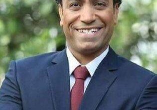 صورة النجم المصري سامح حسين يحصد مشاهدة كبري في رمضان لبرنامجه قطايف