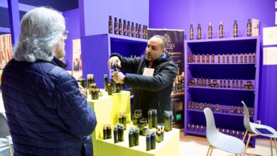 صورة د. جمال فياض في رحلة من الرباط إلي مراكش لتوثيق الصناعات التقليدية التي تحكي قصة تاريخ وحضارة