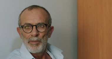 صورة الفنان الفلسطيني الكبير كامل الباشا يؤكد حضوره القوي في دراما رمضان بمسلسل صحاب الأرض