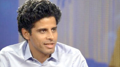 صورة نجم مسرح مصر الكوميديان حمدي الميرغني يؤكد حضوره القوي بين النجوم والكبار