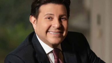 صورة الفنان الكبير هاني شاكر يدخل العنايه المركزه بباريس