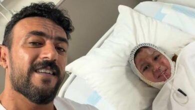 صورة النجم احمد العوضي يحقق ملايين المشاهدات في لفتة إنسانية بزيارة الطفل يوسف بمستشفي أهل مصر للحروق