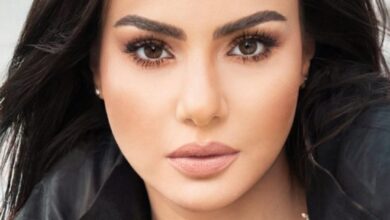 صورة النجمة المصرية دينا فؤاد تجمع بين العمل الخيري ونشاطها الفني بنجاح