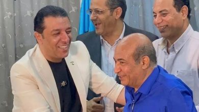 صورة صوته نشاز.. نقيب الصحفيين ينجح في الصلح بين النقيب مصطفي كامل والناقد الفني طارق الشناوي