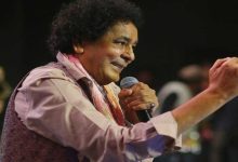 صورة الفنان محمد منير يحتفل بعيد ميلاده 72 وينشر فيديو يشعل السوشيال ميديا