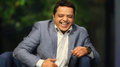 صورة نجم الكوميديا المصرية محمد هنيدي يعود للمسرح الكوميدي بمسرحية في الكنافة
