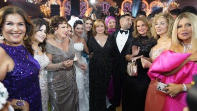 صورة الفنانة المصرية صابرين تحتفل بزفاف ابنها بحضور كوكبة من النجوم والنجمات في اجواء رائعة