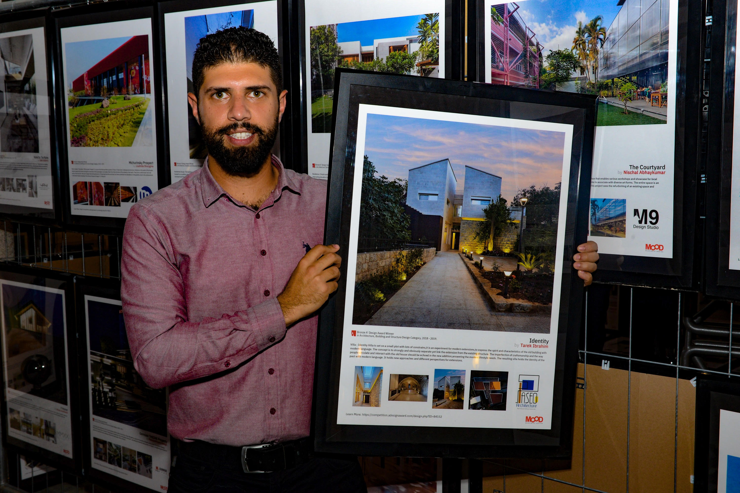 صورة طارق ابراهيم المهندس المعماري اللبناني الفائز بجائزة عالمية بايطاليا